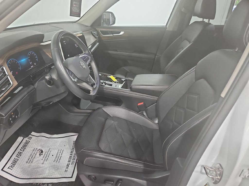 Certified 2024 Volkswagen Atlas SE AWD/4WD image 11