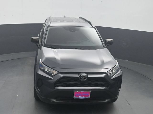 Used 2020 Toyota RAV4 LE FWD image 19