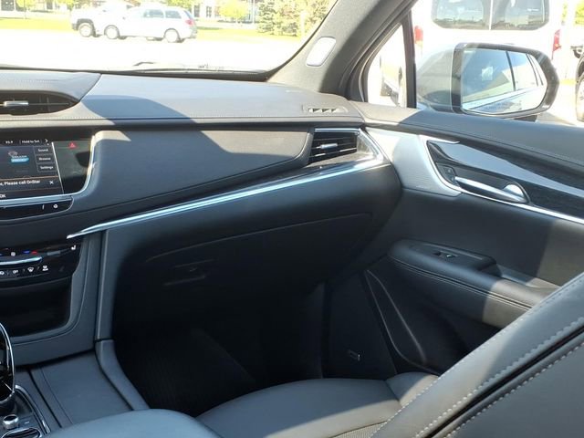 Used 2022 Cadillac XT5 Premium Luxury FWD image 13