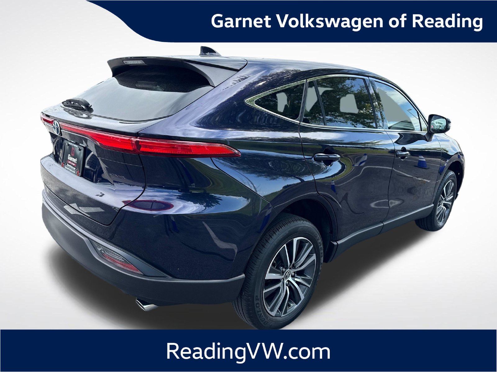 Used 2023 Toyota Venza LE AWD/4WD image 5