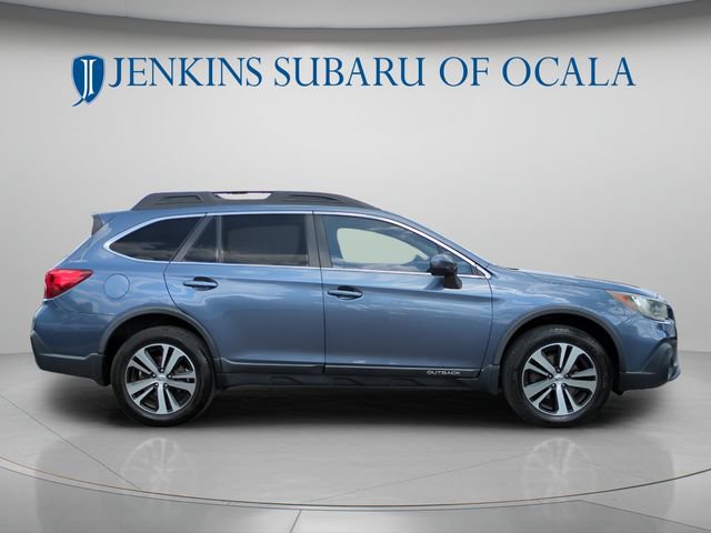 Used 2018 Subaru Outback 3.6R Limited AWD/4WD image 2