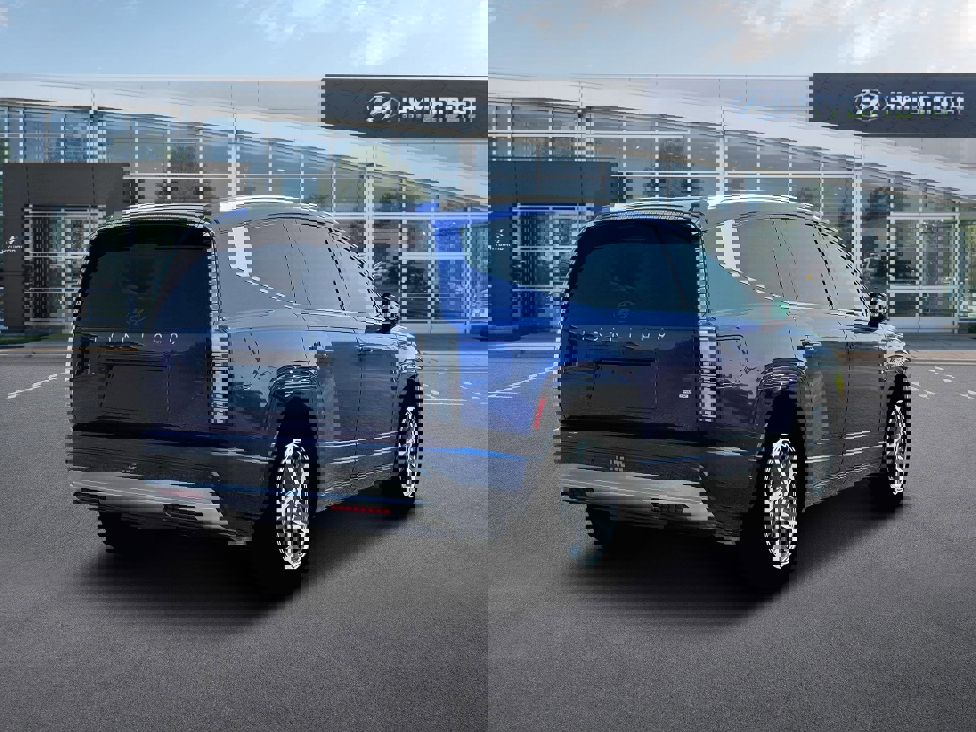 New 2026 Hyundai Ioniq 9 Limited image 7