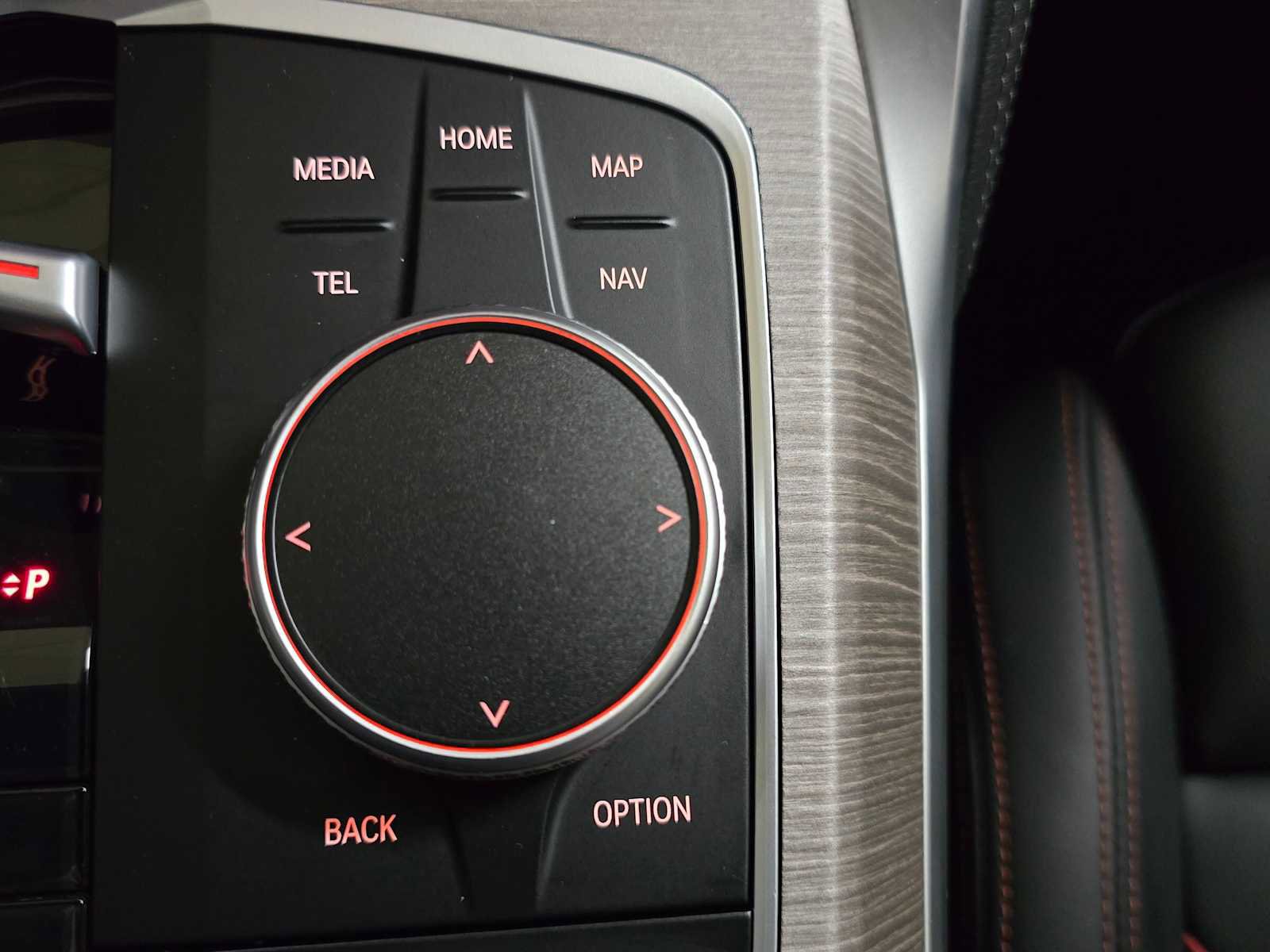 Used 2025 BMW 440i xDrive Coupe w/ Premium Package image 27