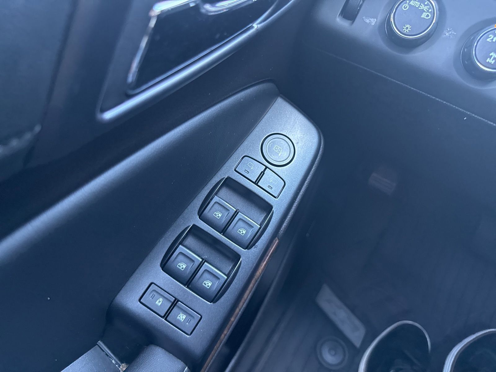 Used 2016 Chevrolet Tahoe LT AWD/4WD image 41