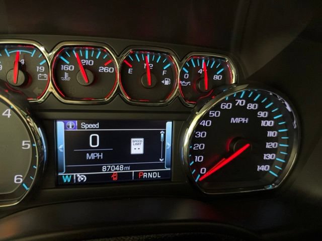 Certified 2020 GMC Yukon XL SLT w/ Premium Edition AWD/4WD image 18