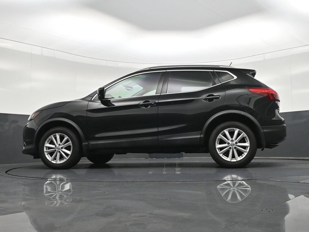 Used 2018 Nissan Rogue Sport SV w/ SV Technology Package AWD/4WD image 24