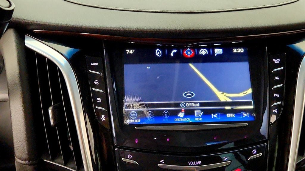 Used 2019 Cadillac Escalade Luxury AWD/4WD image 20