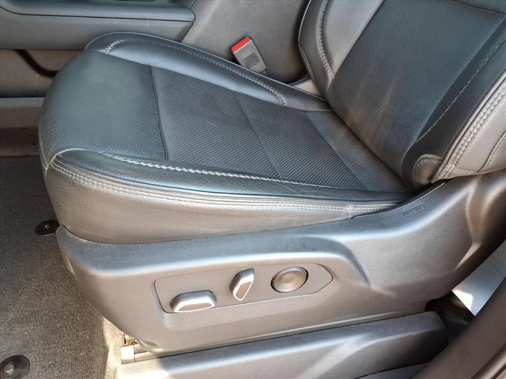 Used 2023 GMC Sierra 1500 Denali w/ Denali Reserve Package AWD/4WD image 4