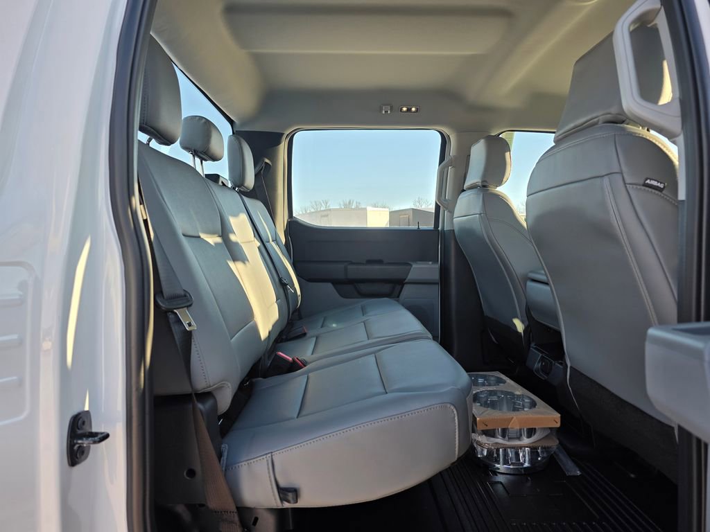 New 2026 Ford F350 XL w/ XL Chrome Package image 39