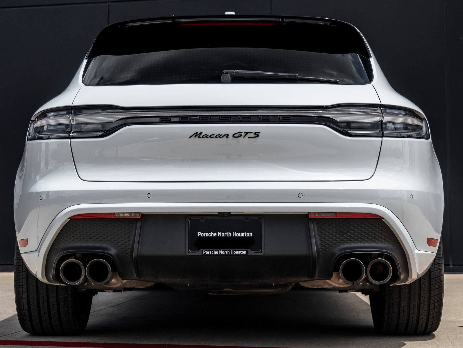Certified 2024 Porsche Macan GTS AWD/4WD image 10