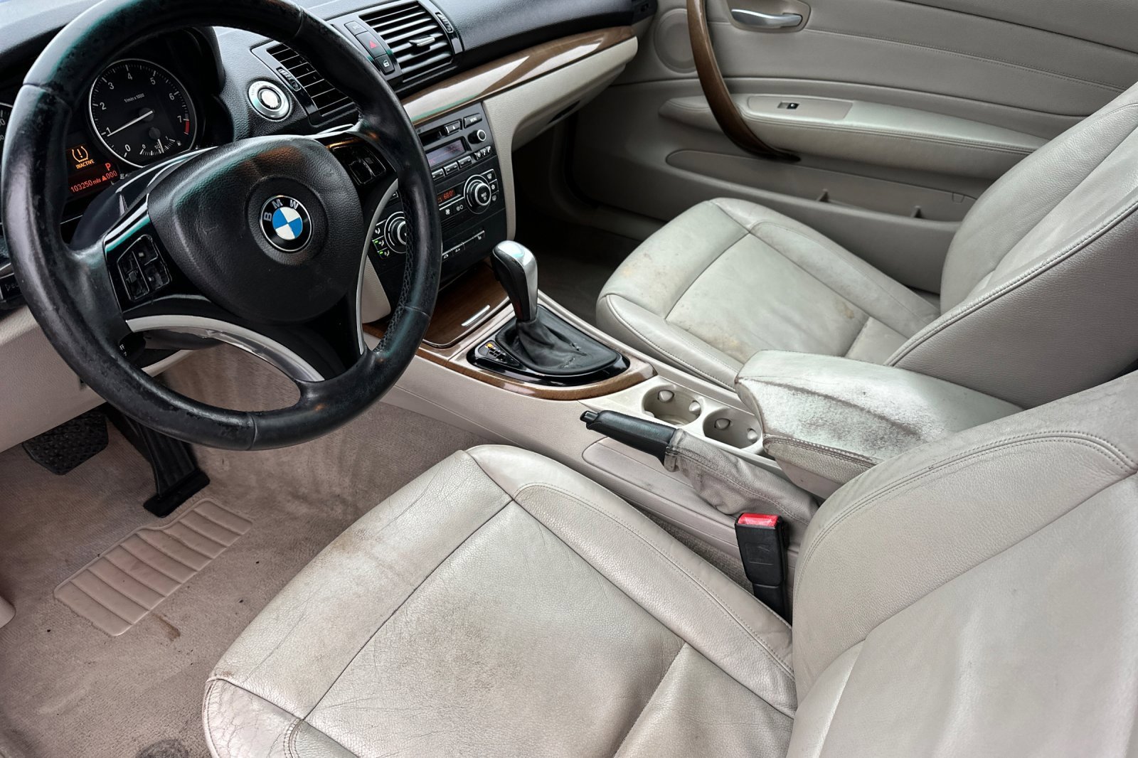 Used 2009 BMW 128i Convertible image 10