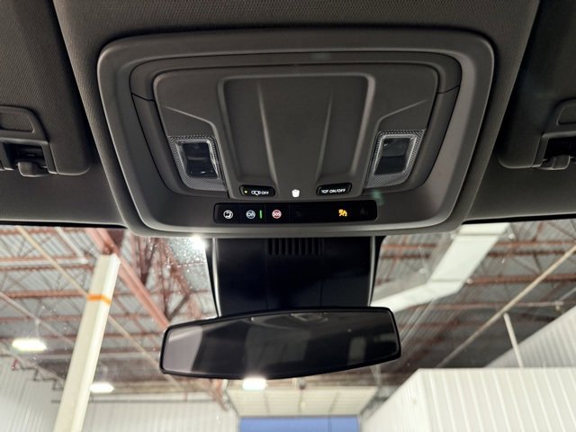 Used 2025 Chevrolet Silverado 1500 LT image 28