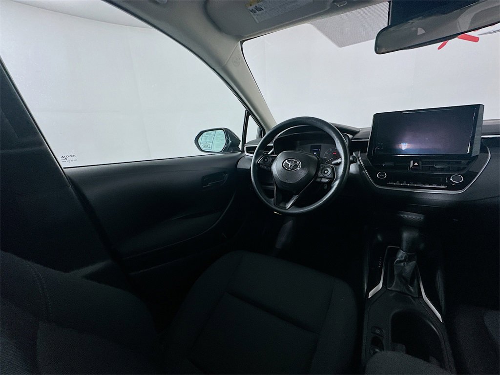 Used 2024 Toyota Corolla LE image 9