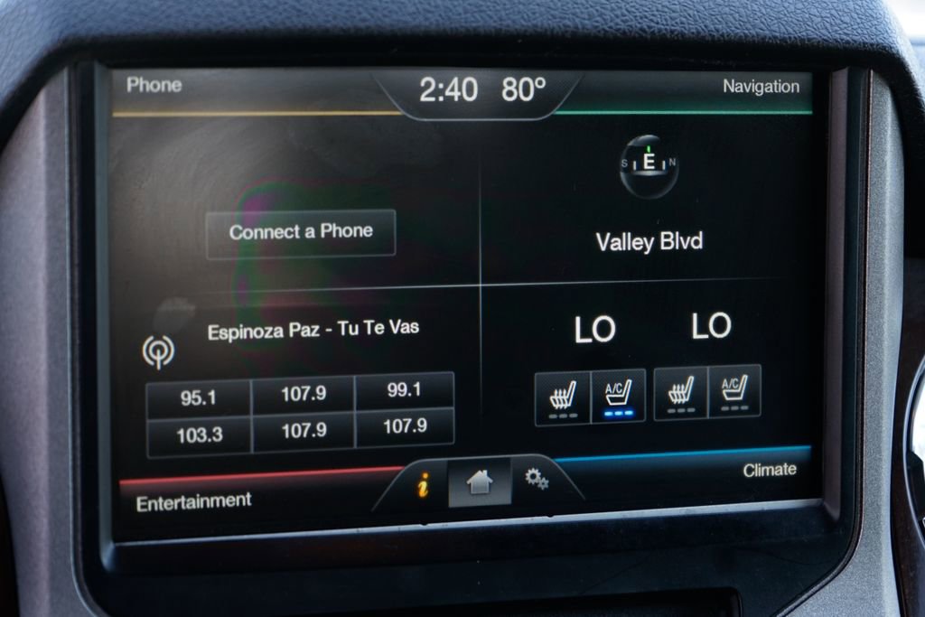 Used 2016 Ford F350 Lariat w/ Lariat Ultimate Package AWD/4WD image 31
