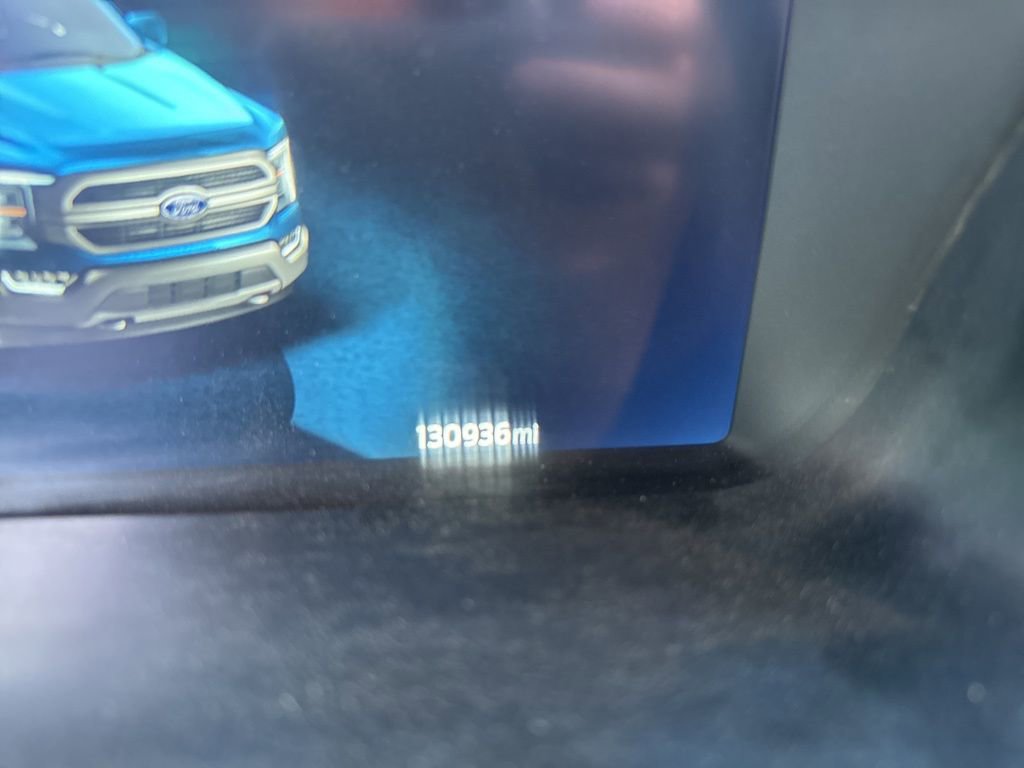 Used 2021 Ford F150 Lariat w/ Trailer Tow Package image 24