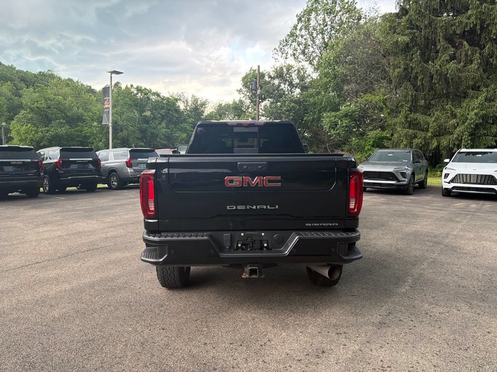 Used 2023 GMC Sierra 2500 Denali w/ Denali Ultimate Package AWD/4WD image 4