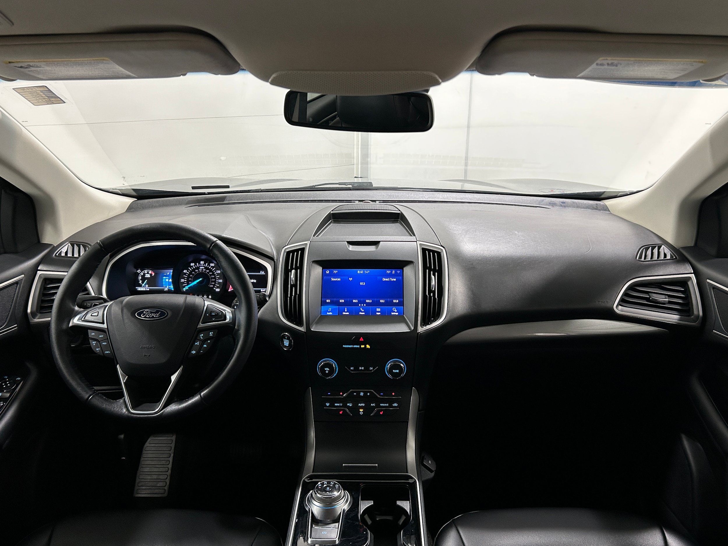 Used 2020 Ford Edge SEL AWD/4WD image 14