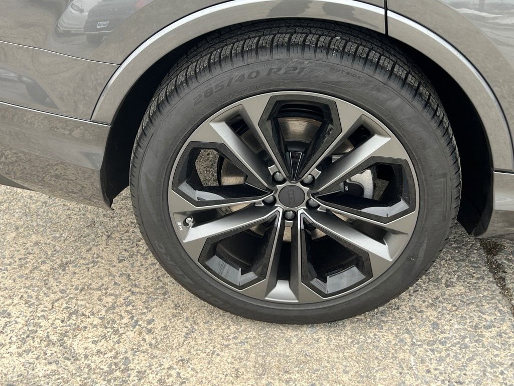 New 2026 Audi Q7 3.0T Premium Plus image 6