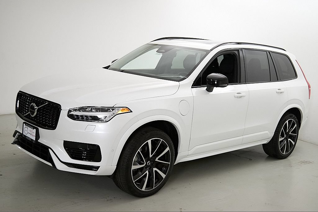 Used 2023 Volvo XC90 T8 Plus w/ Protection Package Premier AWD/4WD image 6