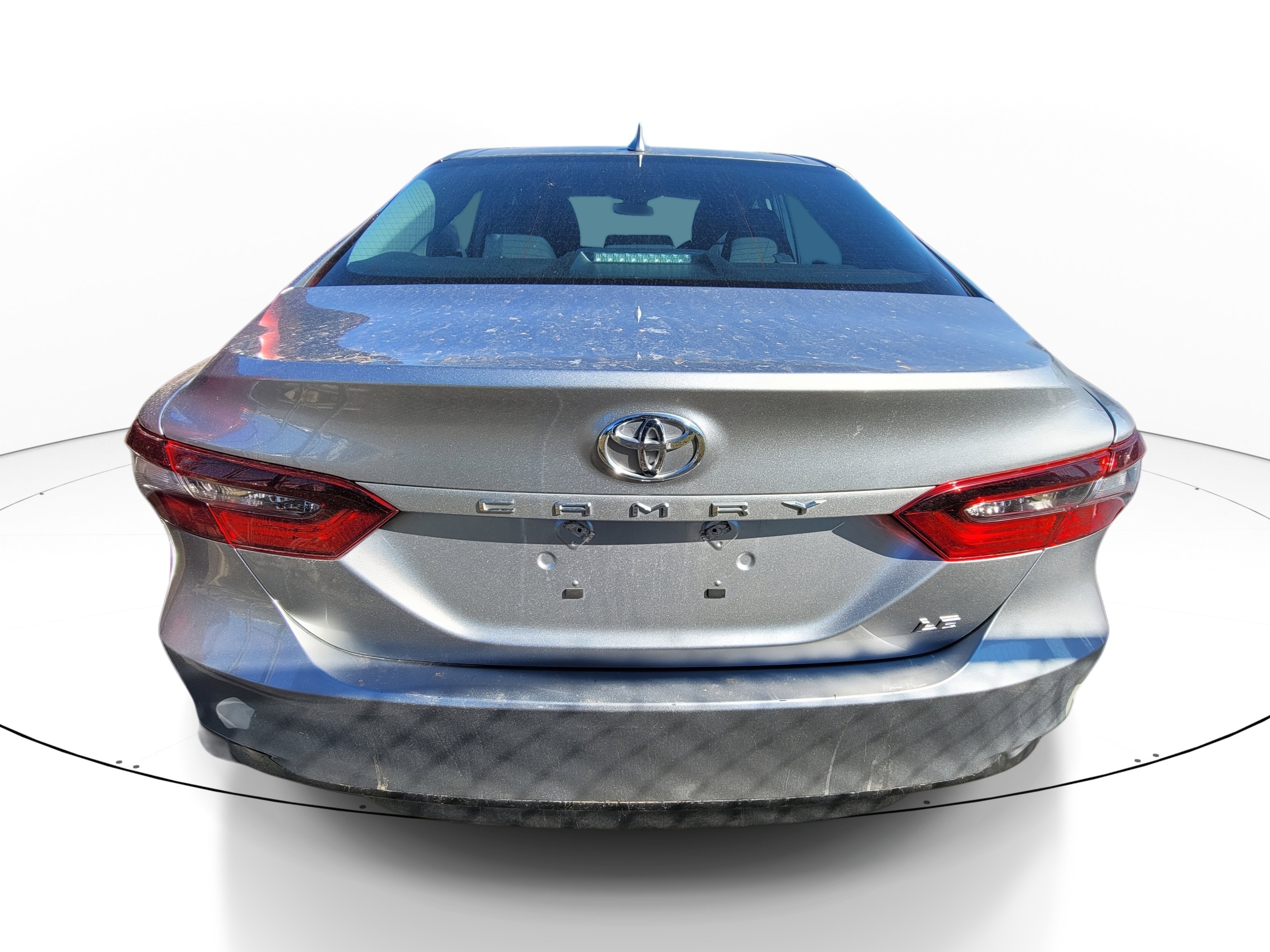 Used 2024 Toyota Camry LE image 6