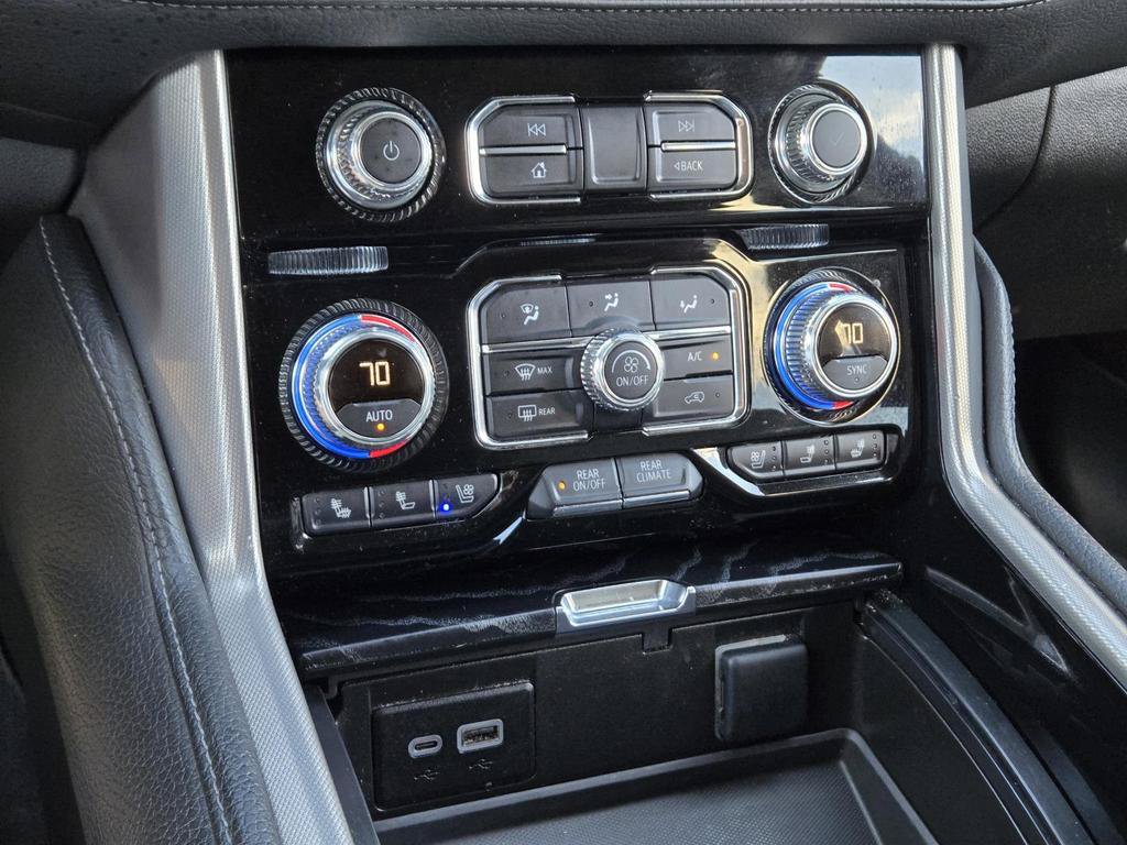 Used 2023 GMC Yukon Denali RWD image 30
