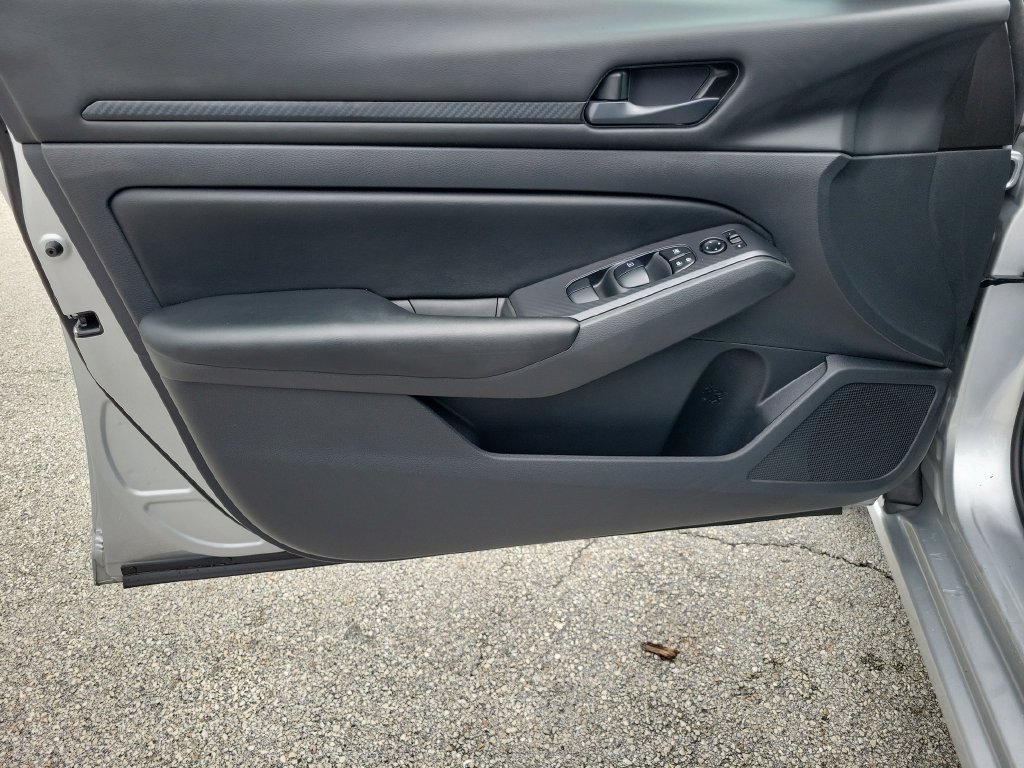Certified 2024 Nissan Altima 2.5 S FWD image 26