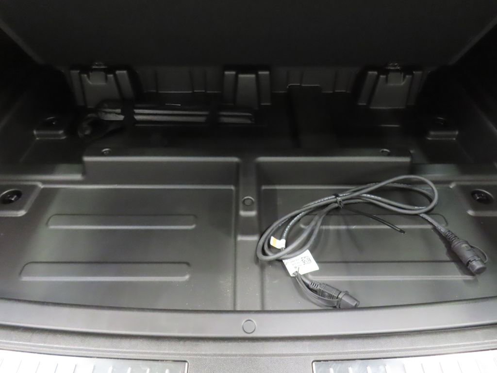 Used 2025 GMC Yukon XL Denali Ultimate AWD/4WD image 49