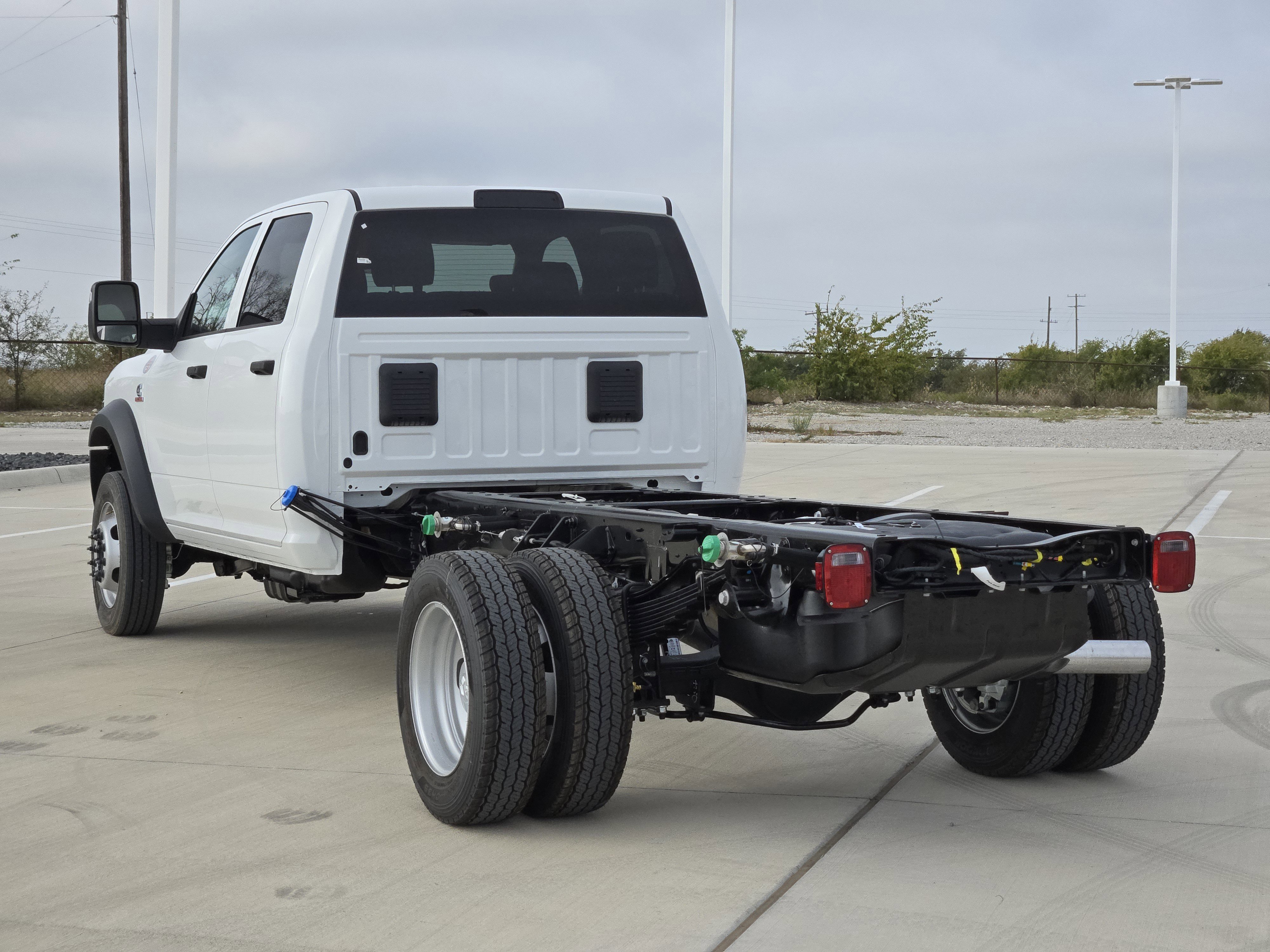 New 2026 RAM 5500 Tradesman w/ Chrome Appearance Group AWD/4WD image 4