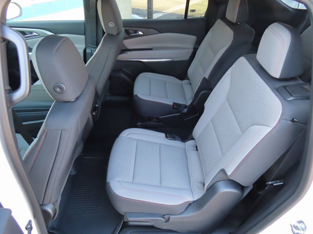 New 2026 Chevrolet Traverse LT w/ Midnight/Sport Edition image 22