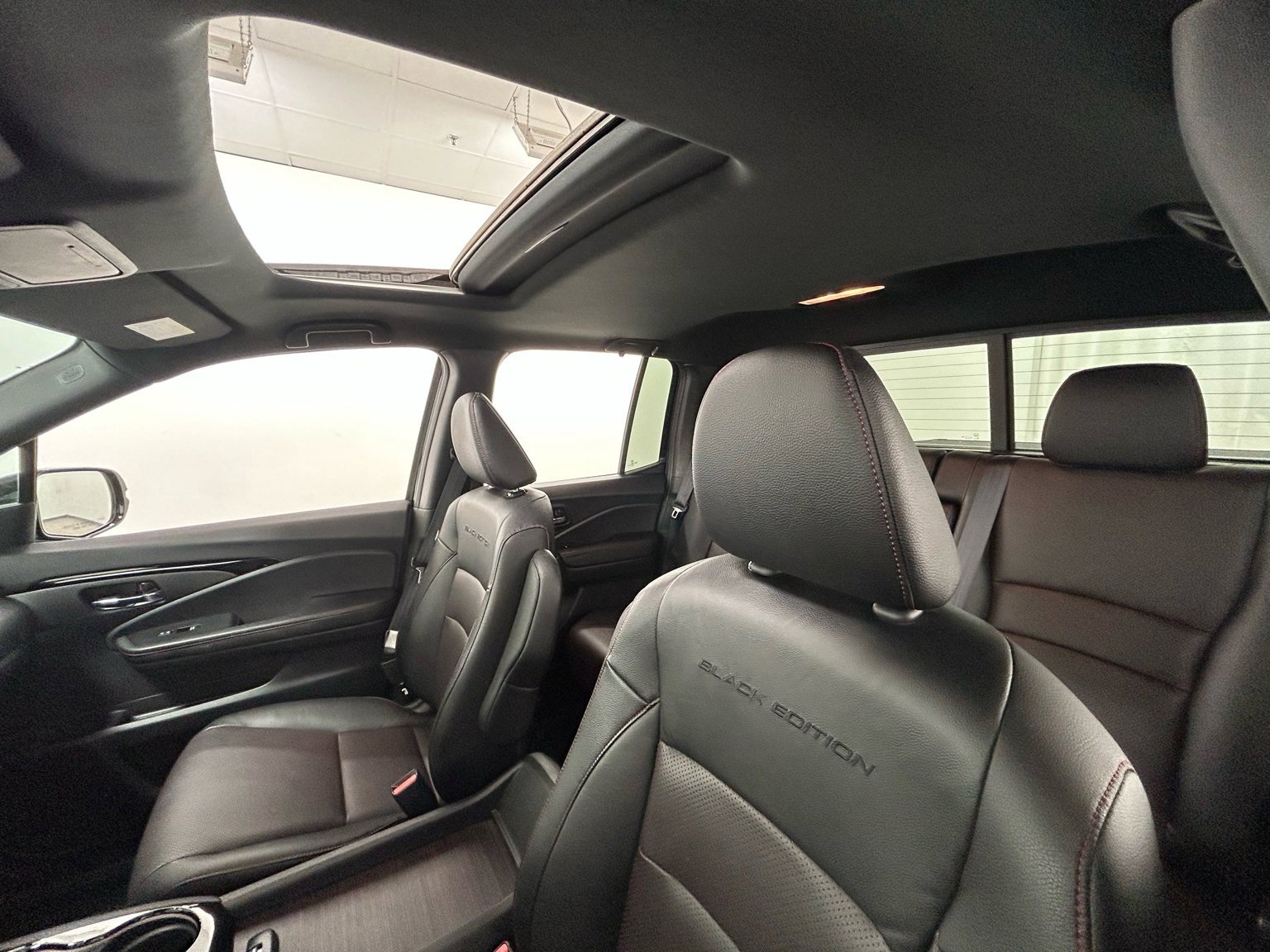 Used 2022 Honda Ridgeline Black Edition image 28