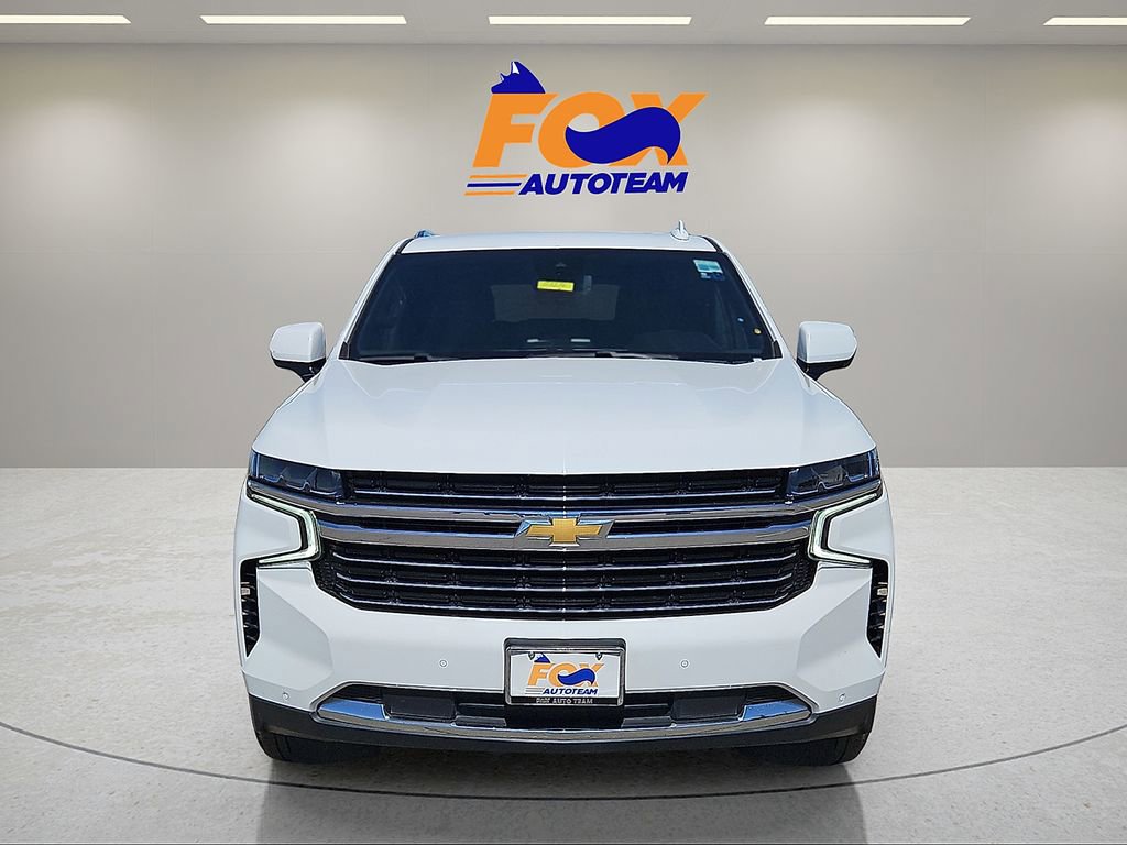 Used 2024 Chevrolet Suburban LT RWD image 8