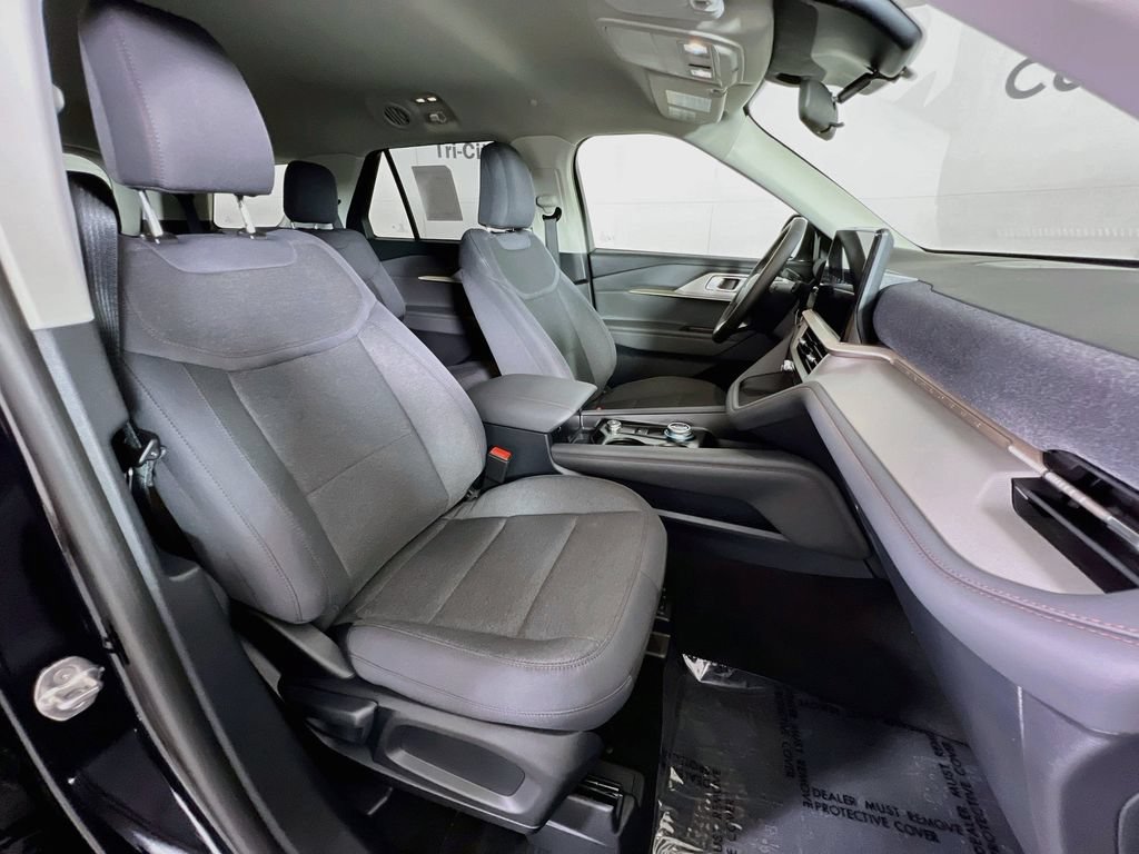 New 2026 Ford Explorer Active AWD/4WD image 18