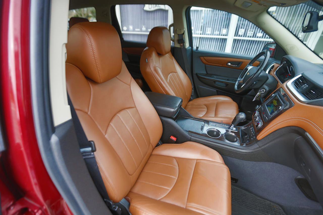 Used 2016 Chevrolet Traverse LTZ image 16