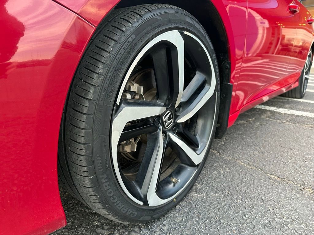 Used 2018 Honda Accord Sport image 8