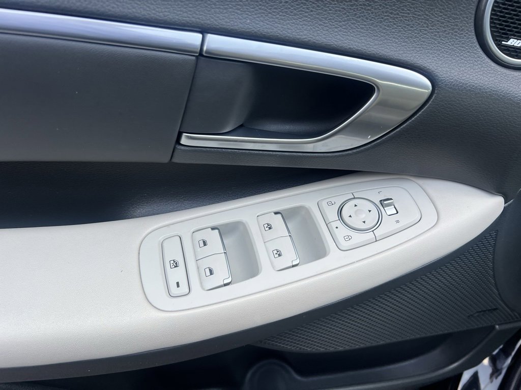 Used 2023 Hyundai Sonata SEL image 23