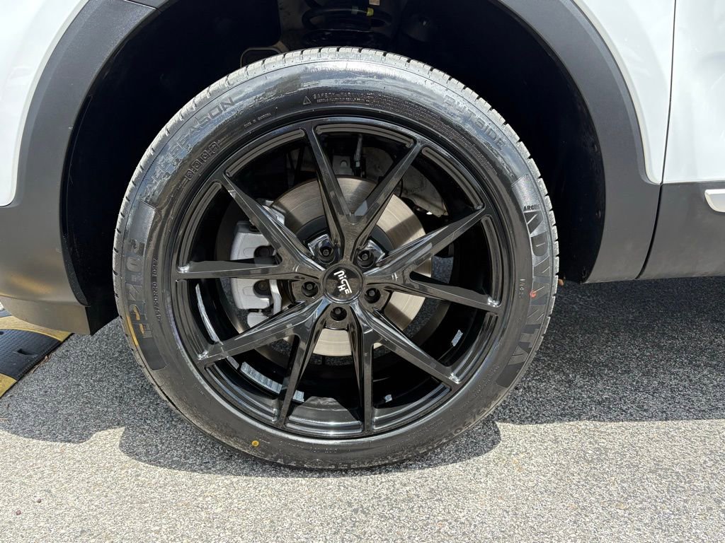Used 2024 Kia Telluride SX Prestige AWD/4WD image 10