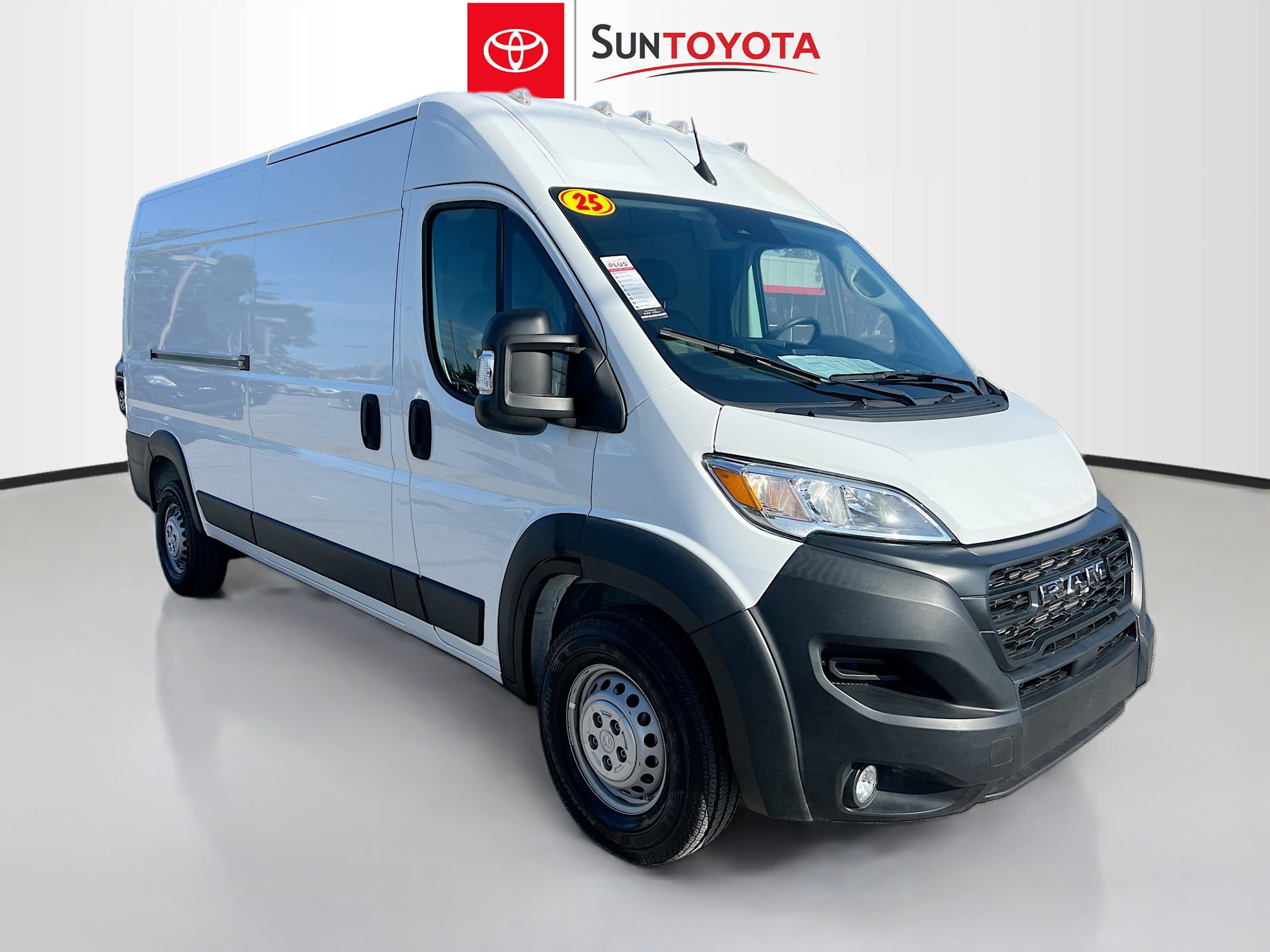 Used 2025 RAM ProMaster 2500 w/ Convenience Group FWD image 1
