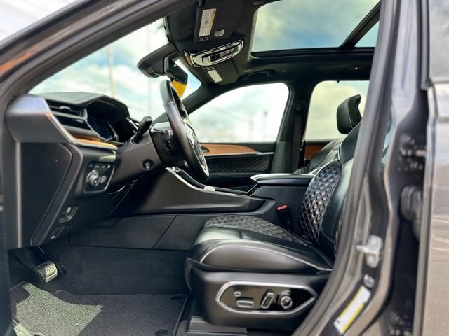 Used 2022 Jeep Grand Cherokee Summit AWD/4WD image 11