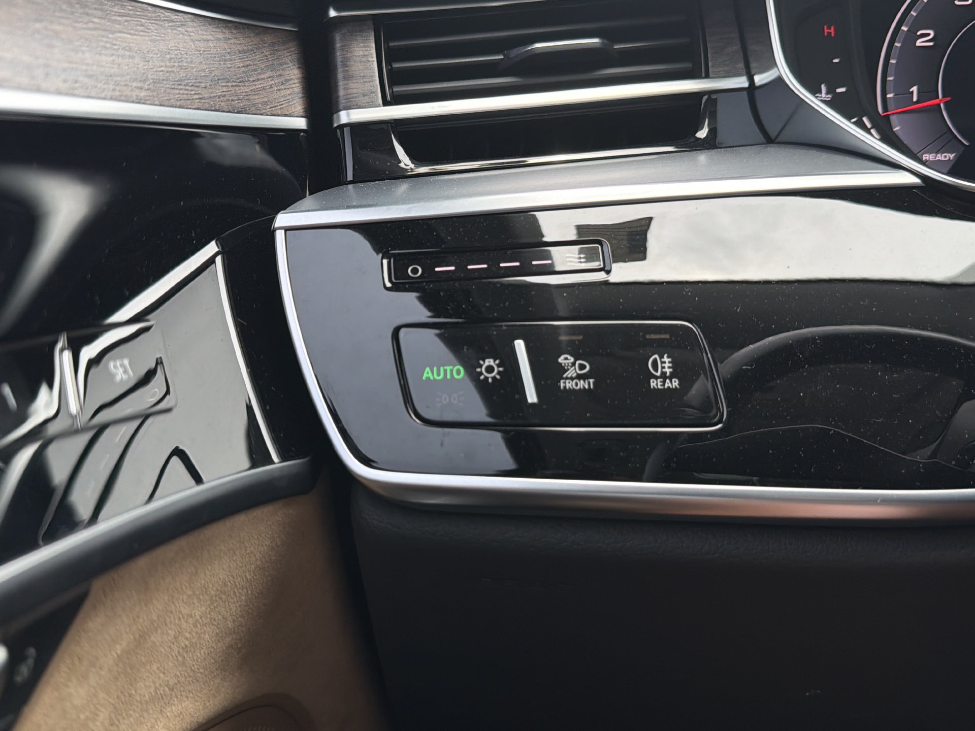 Used 2020 Audi A8 L 4.0T w/ Executive Package AWD/4WD image 29