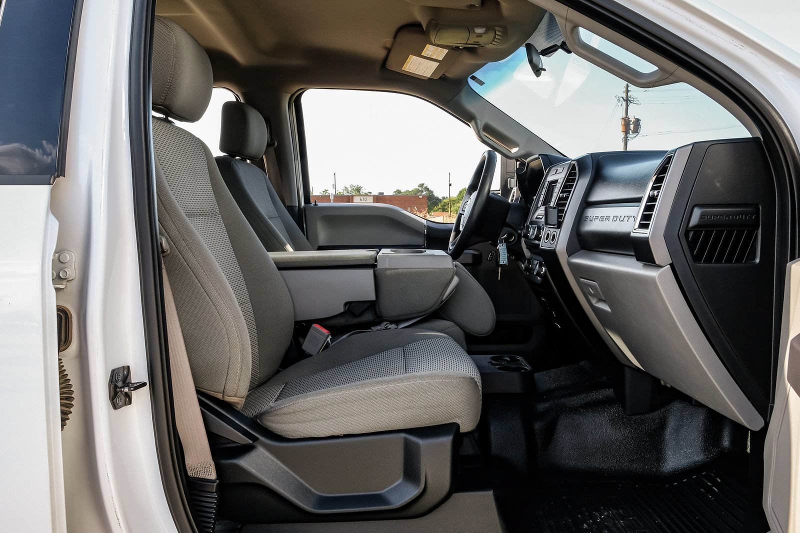 Used 2018 Ford F250 XLT AWD/4WD image 26