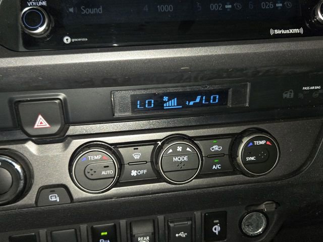 Used 2022 Toyota Tacoma TRD Off-Road w/ Technology Package image 18