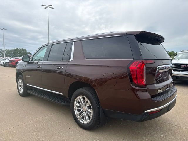 Used 2022 GMC Yukon XL SLT w/ SLT Premium Package AWD/4WD image 5