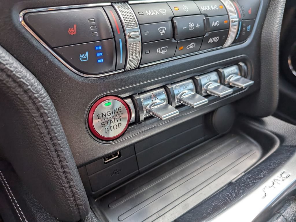 Used 2019 Ford Mustang GT Premium w/ Equipment Group 401A RWD image 20