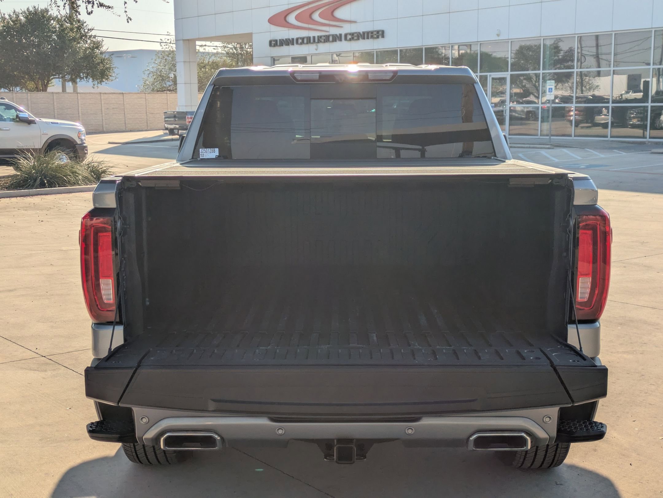 Certified 2024 GMC Sierra 1500 Denali image 27