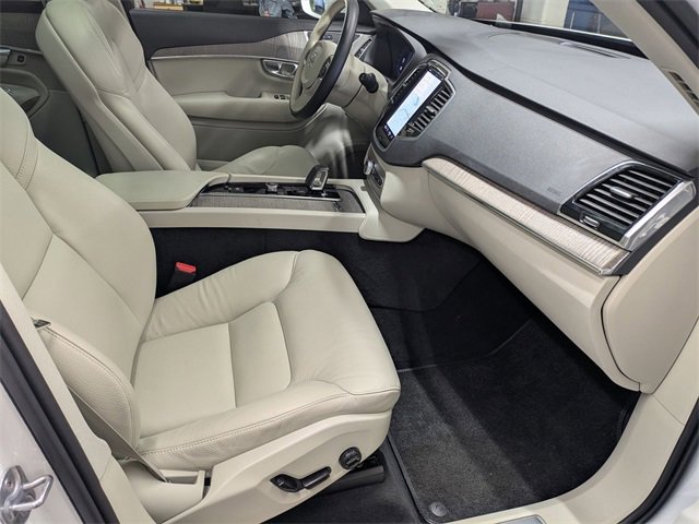 Certified 2024 Volvo XC90 T8 Plus image 29
