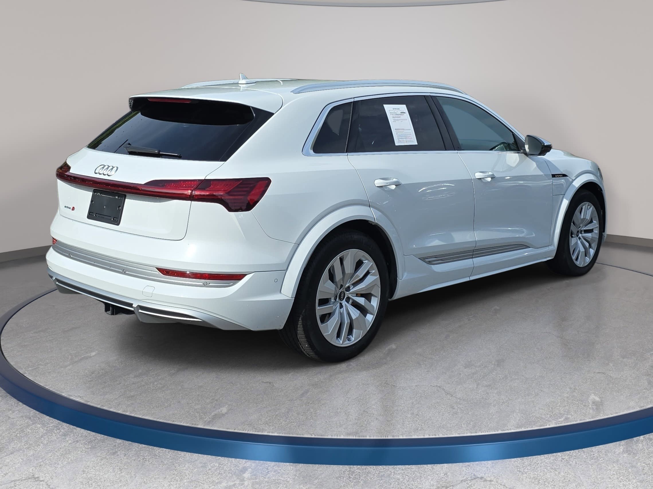 Used 2022 Audi e-tron S Prestige AWD/4WD image 5