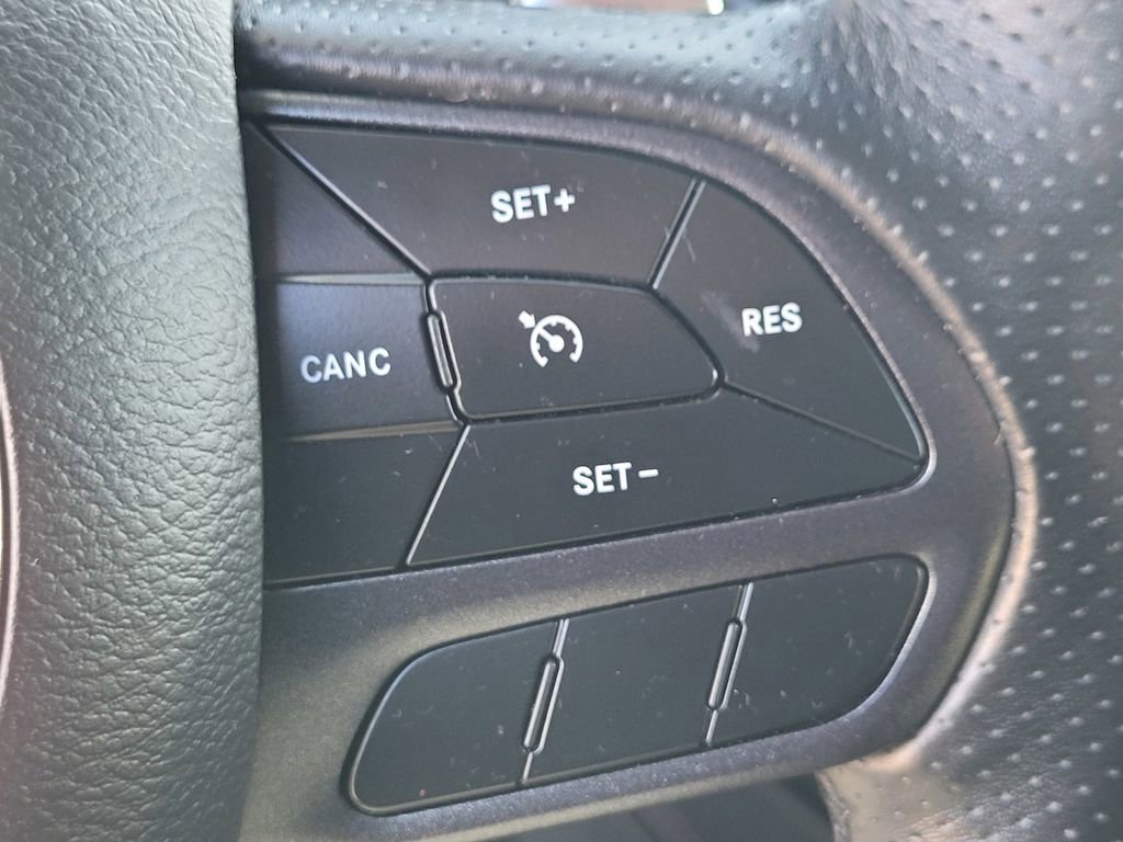 Used 2023 Dodge Durango GT image 25