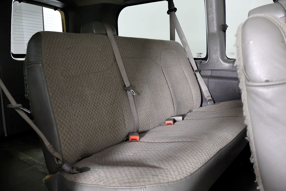 Used 2017 Chevrolet Express 2500 LS RWD image 42