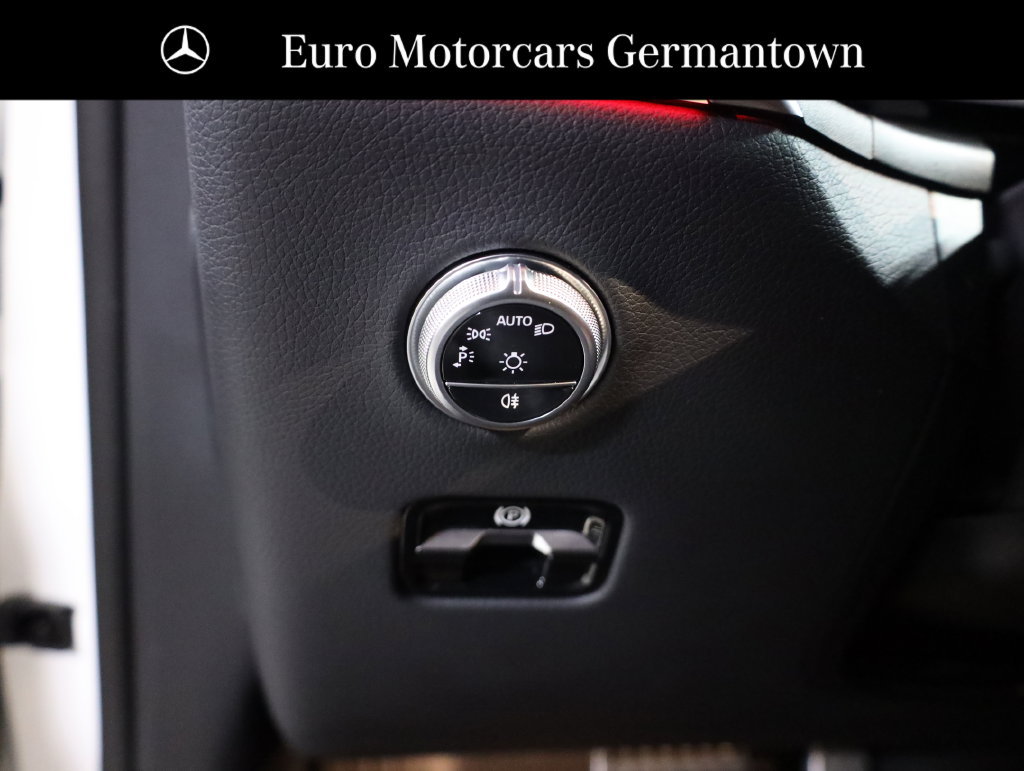Used 2024 Mercedes-Benz GLC 43 AMG 4MATIC Coupe image 11