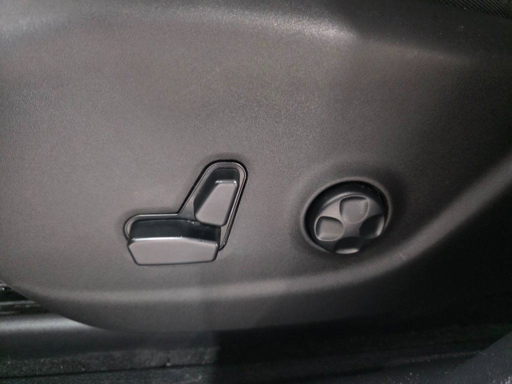 Used 2019 Jeep Cherokee Altitude image 20